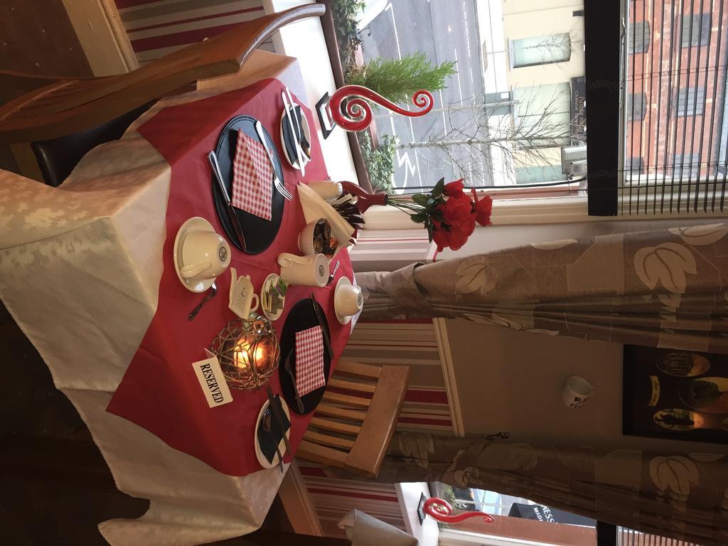Creedons Traditional Irish Welcome Inn B&B Cork Buitenkant foto